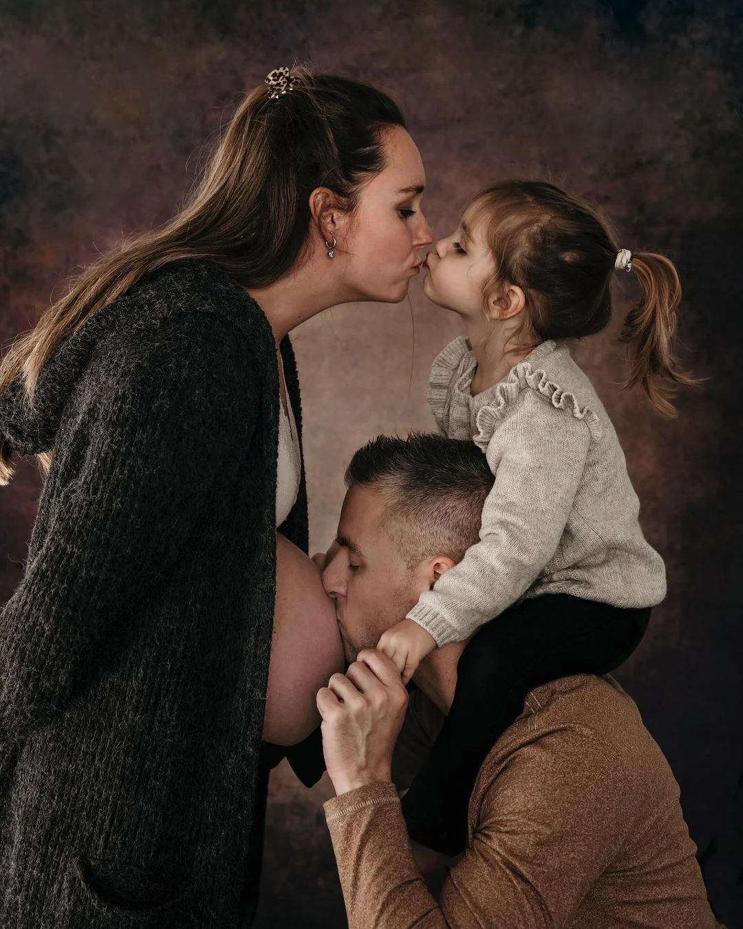 Kate Dark Brown Abstract Texture/Silver Grey Texture Collapsible Backdrop Photography 5X6.5ft(1.5x2m) - Image 6